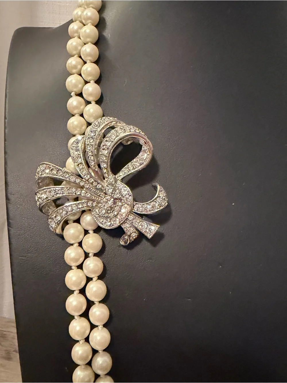 Carolee Rhinestone Brooch with Faux Pearls #811 hand knotted